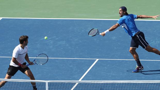 Feliciano y Marc López eliminan a los Bryan y jugarán la final de dobles del US Open