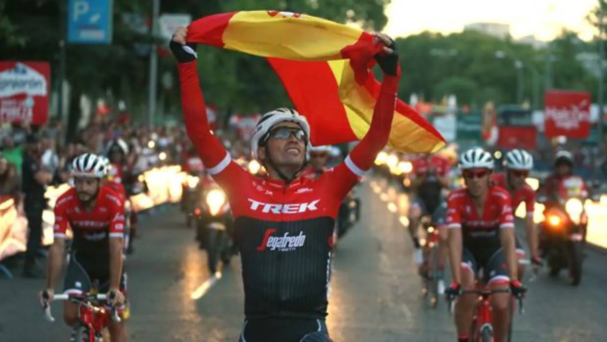 Alberto Contador, tras la disputa de la última etapa de la Vuelta en Madrid