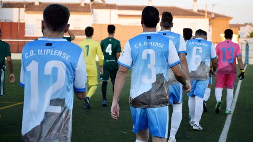 Las deslumbrantes camisetas de clubes de Huelva