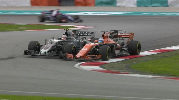 Alonso a Magnussen: «Eres un idiota»