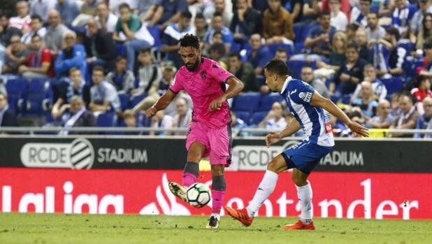 La mala puntería del Espanyol entrega un punto al Levante