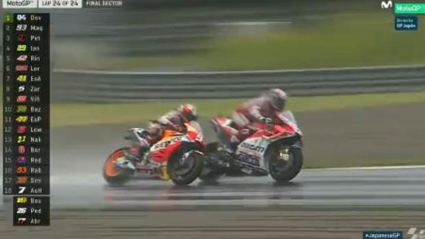 La gran batalla bajo el agua de Márquez y Dovizioso