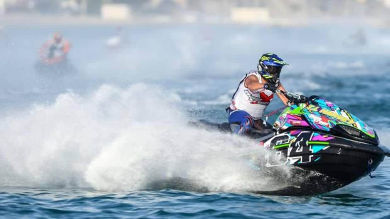 Joseph Harvey gana el Circuito Europeo AquaX