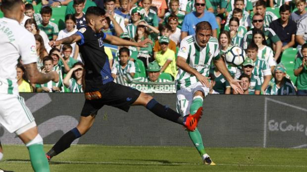 Joaquín superó a Gordillo y ya es el quinto jugador del Betis con más partidos en Primera