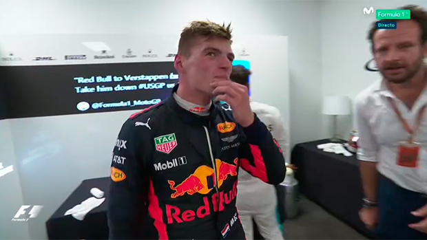 Embarazosa situación de Max Verstappen antes de ir al podio