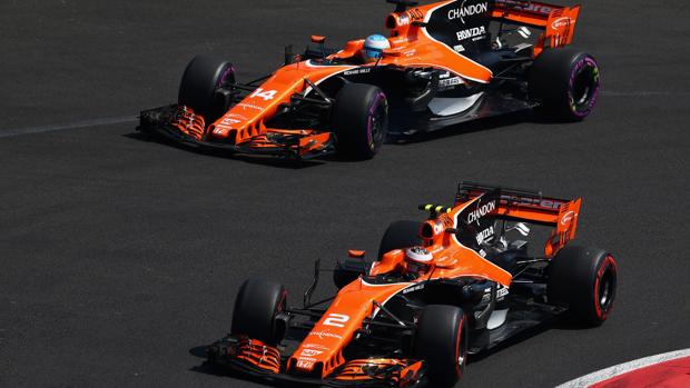 Alonso presume del McLaren-Honda por primera vez