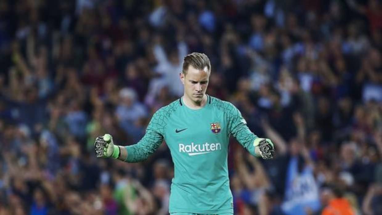 Ter Stegen durante un partido del Barcelona esta temporada