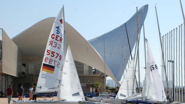 La Bahía acoge los campeonatos nacionales de 420, Láser y 2.4mR