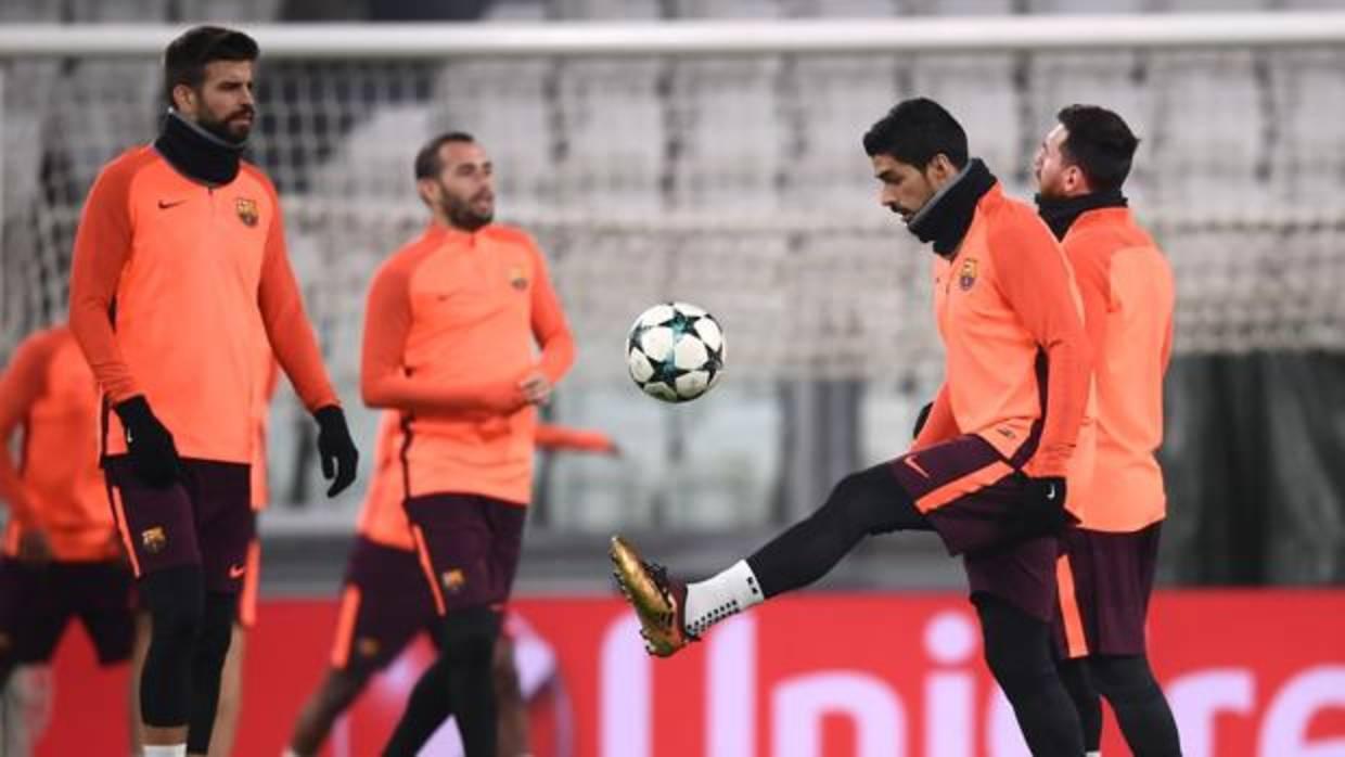 Gerard Piqué se entrena en el estadio de la Juventus