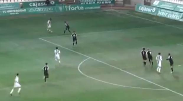 Contragolpe de libro y golazo de Laro Setién en el Córdoba B-Villanovense