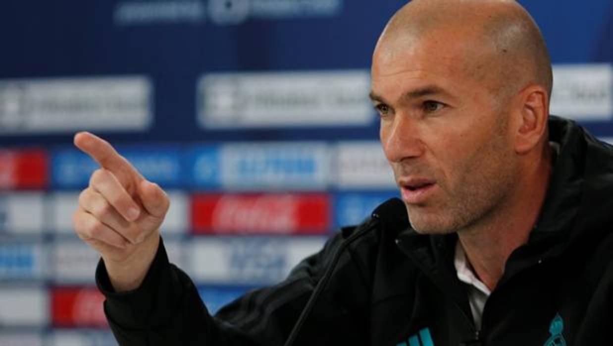 Zidane apunta a Molowny