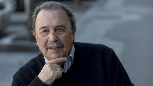 Juan de Dios Román: «He sido mejor profesor que entrenador»