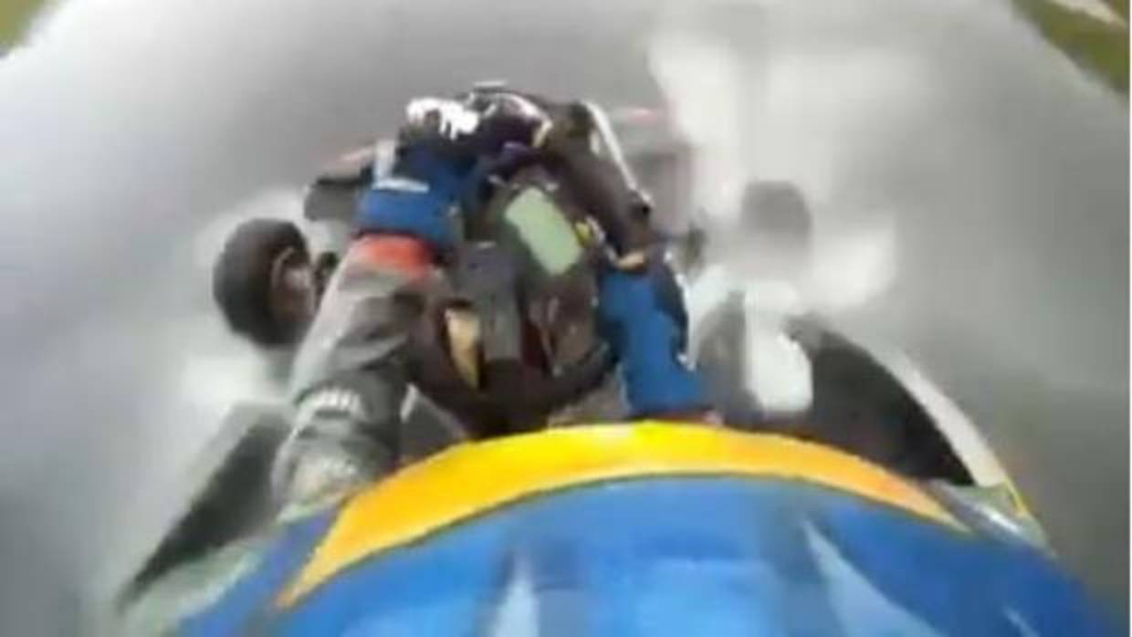 Espectacular vídeo de un piloto con su kart bajo el temporal