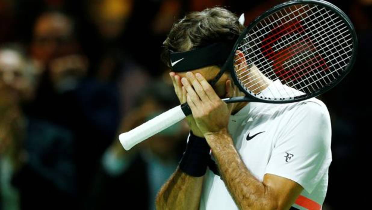 Federer, emocionado tras ganar el partido y recuperar el número 1