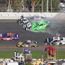 Imagen del accidente de Danica Patrick