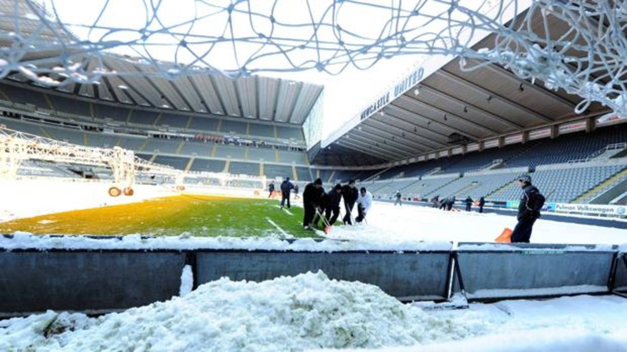 El estadio del Newcastle, nevado