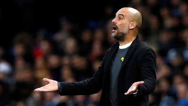 La Federación Inglesa multa a Guardiola con 22.500 euros por el lazo amarillo