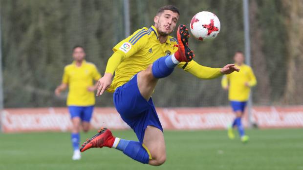 Cádiz CF B-CD Alcalá (0-0): Acoso sin derribo