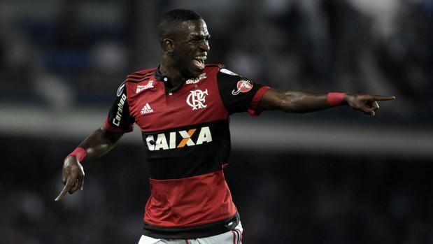 El Real Madrid no quiere precipitarse con Vinicius