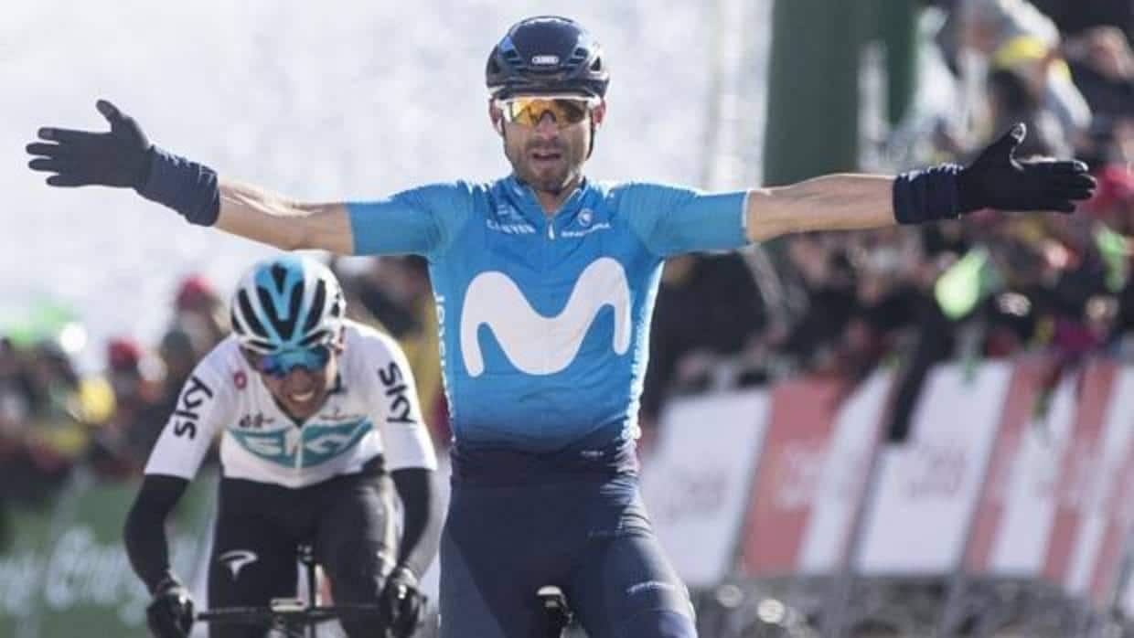 Alejandro Valverde celebra su victoria en la cuarta etapa