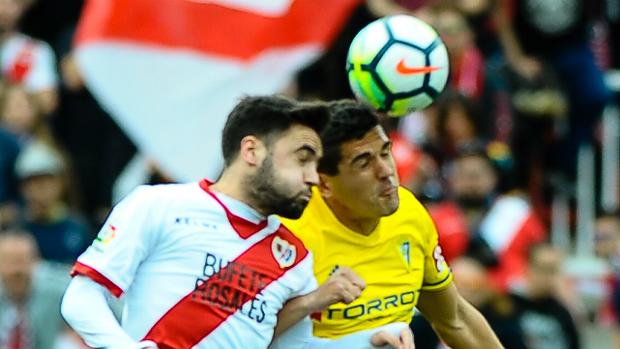 A dos puntos de la cima y con cinco puntos sobre el séptimo