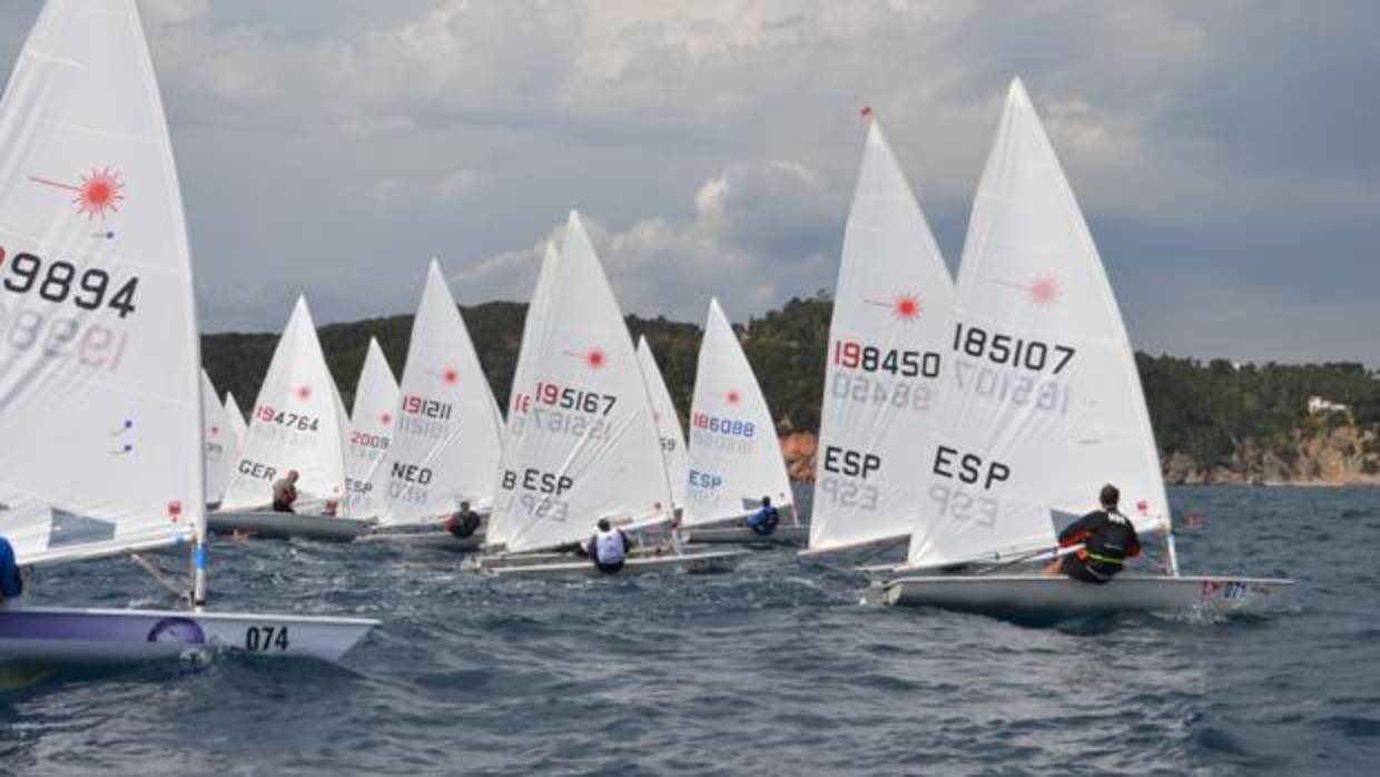 Más de 130 regatistas participarán en el Euro Laser Masters Cup