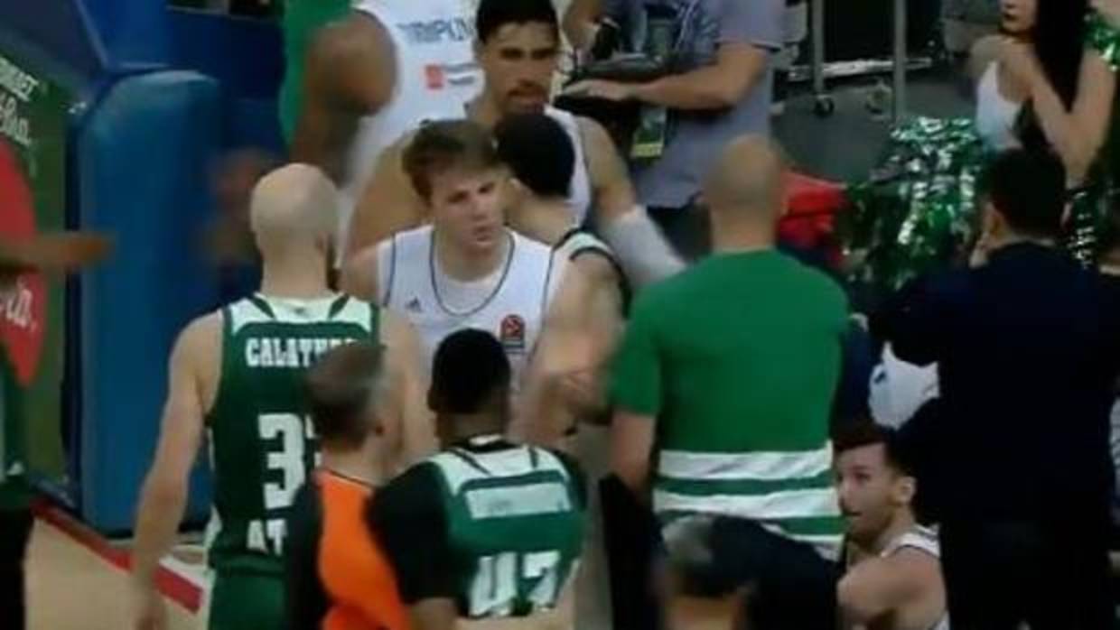 La trifulca entre Rudy Fernández y Thanasis Antetokounmpo que calienta la serie