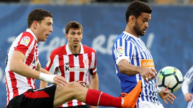 La Real Sociedad se lleva el derbi vasco