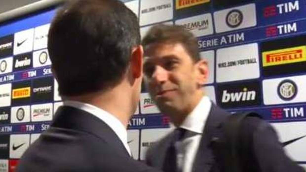 La charla de Allegri con el cuarto árbitro que ha indignado a media Italia