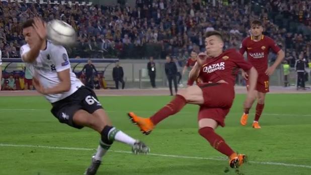 El penalti no señalado en contra del Liverpool en la semifinal ante la Roma