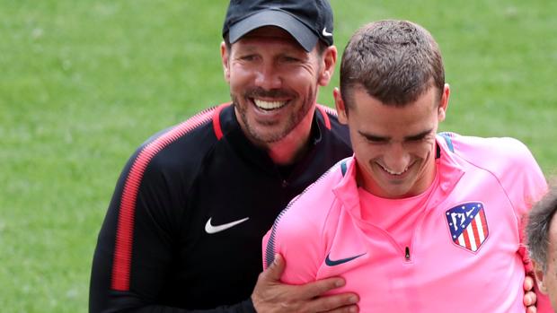 Gil Marín y Simeone presionan a Griezmann para que se quede en el Atlético