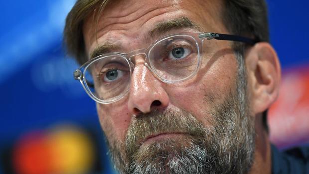 Klopp: «Llegamos a la final los dos técnicos más malos, esto es de risa»