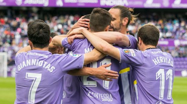 Real Valladolid y Numancia pelearán por el ascenso a Primera, la Cultural Leonesa desciende