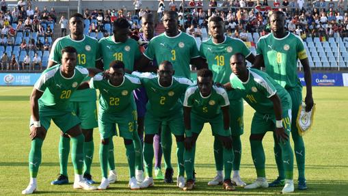 Formación de Senegal en un amistoso