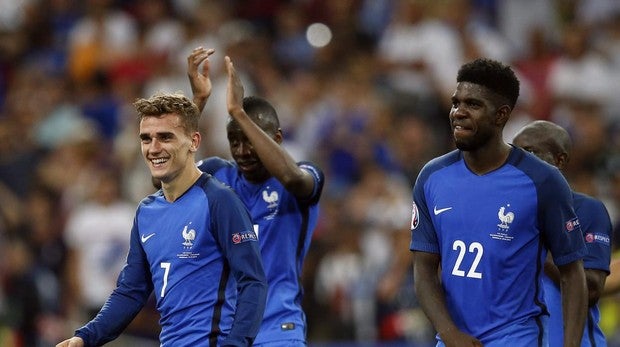 Francia: El tridente azul busca conquistar Rusia