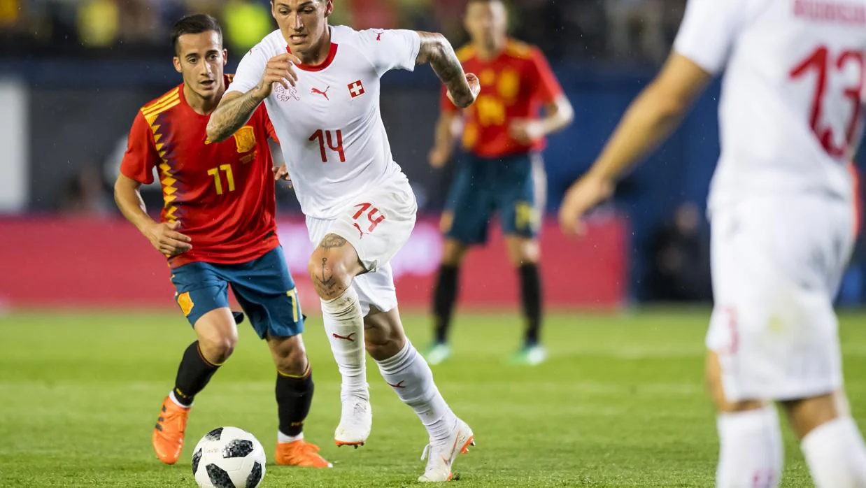 Lucas Vázquez en un partido de la selección española