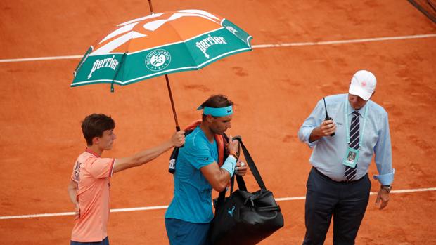 Nadal, especialista en remontar tras la lluvia