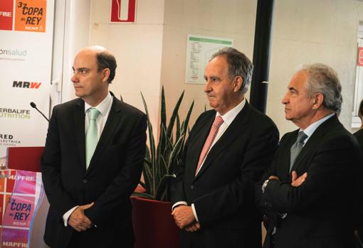 José Manuel Inchausti, Javier Sanz y Antonio Núñez durante la presentación