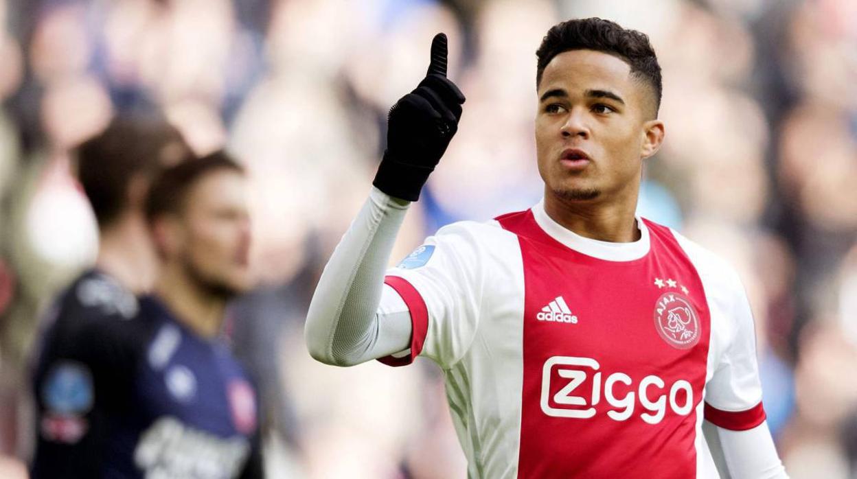 Justin Kluivert, jugador del Ajax de Amsterdam