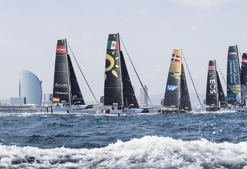 Día de Garbí en el debut de las Extreme Sailing Series de Barcelona