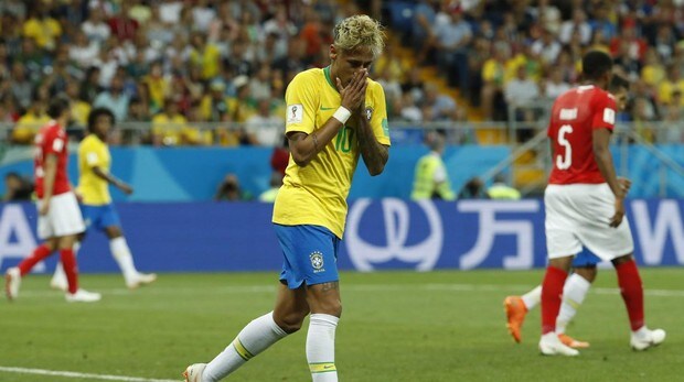 Neymar, a la caza de Ronaldo Nazario