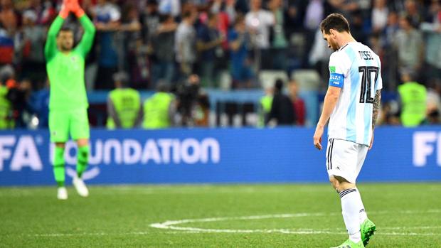 El cántico con el que los brasileños se mofan de Messi y Argentina