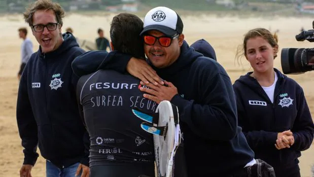 La competición por selecciones abrirá el Campeonato de España de Surfing 2018