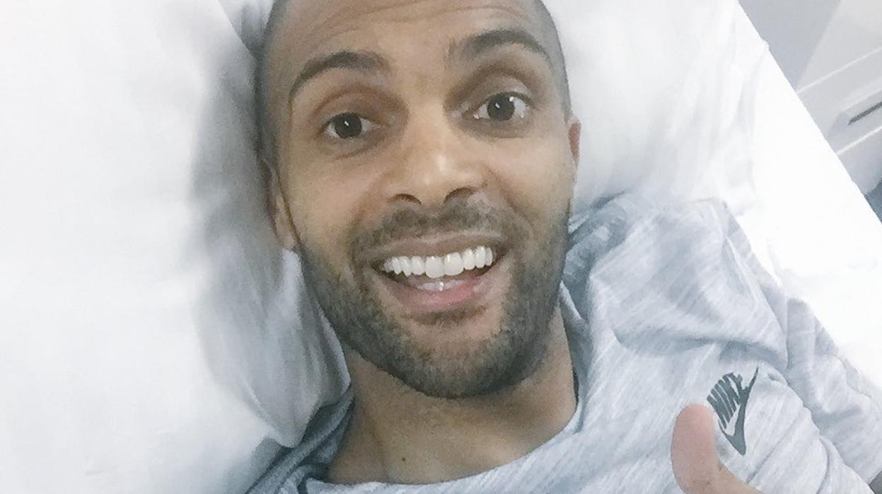 Carl Ikeme, en el hospital