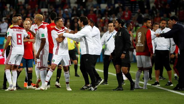 Marruecos manda una carta a la FIFA quejándose por los arbitrajes