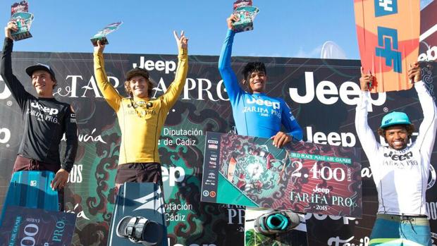 El mundial de kitesurf de Tarifa ya tiene campeones