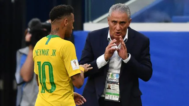 El aplaudido ejemplo de liderazgo de Tite ante Neymar