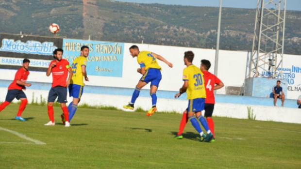 Barbate-Cádiz CF (0-3) Nueve para empezar