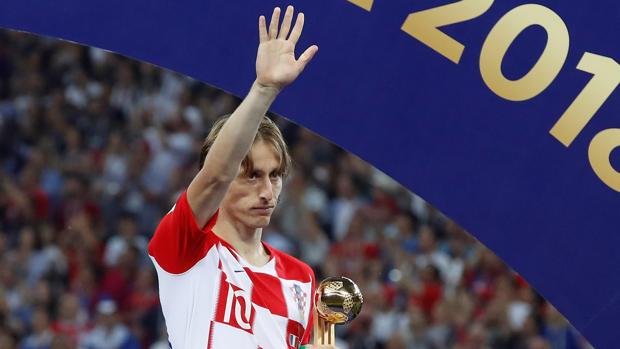 Modric toca el cielo, Croacia lo roza