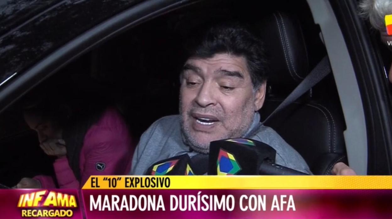 Maradona, otra vez ante las cámaras en un posible estado de embriaguez